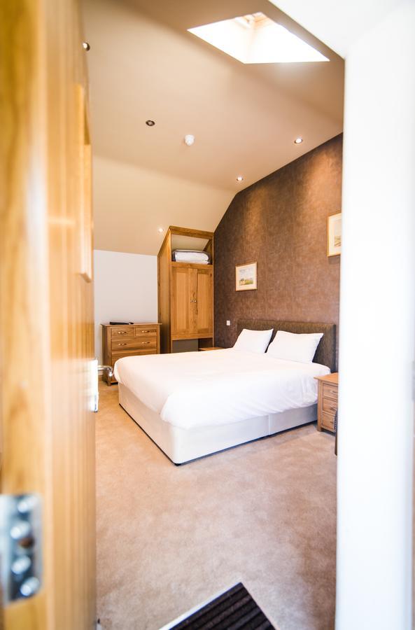 The Red Lion Hotel Cambridge  Bagian luar foto